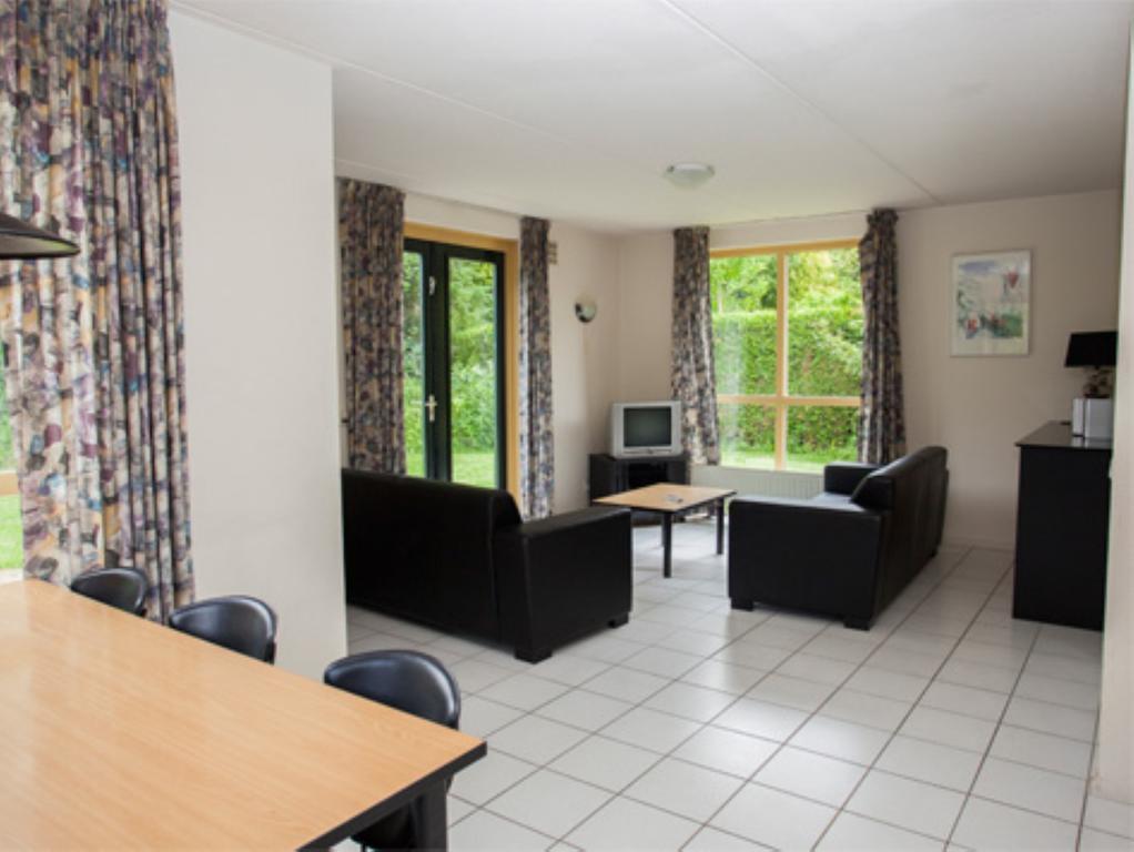 Vakantiepark De Groene Heuvels Ewijk Exteriör bild